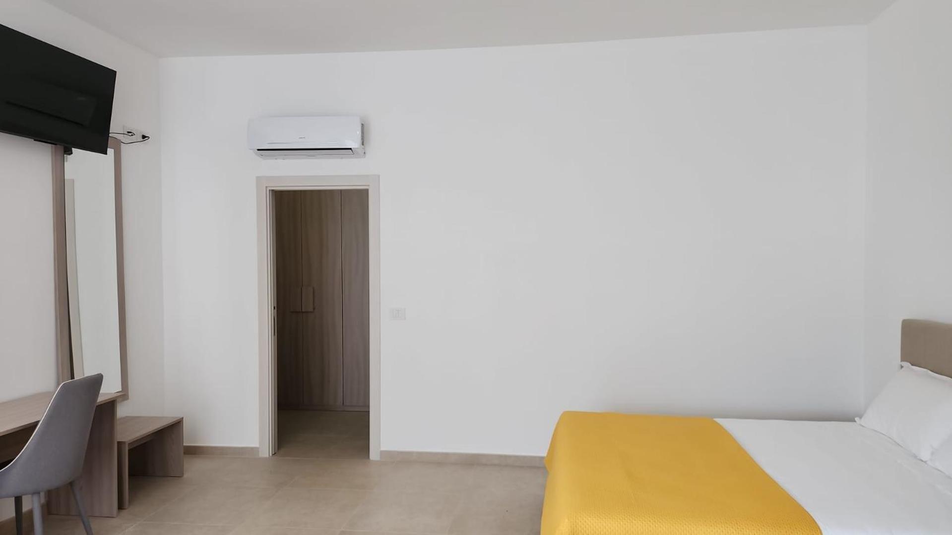 Porta 29 Apartments トラーニ エクステリア 写真
